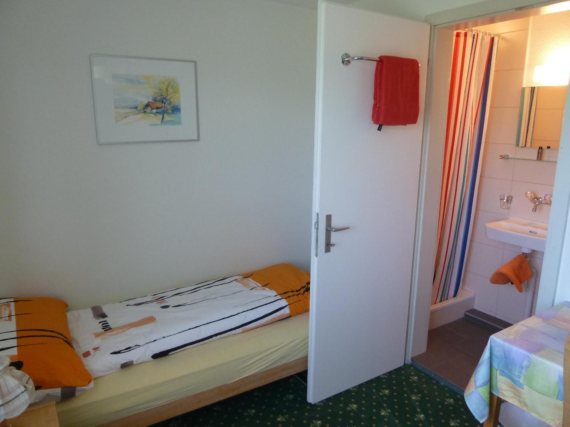 Hotel Restaurant Sunnmatt Aeschi Bei Spiez Zewnętrze zdjęcie