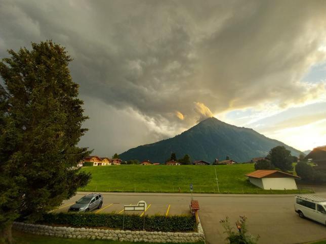 Hotel Restaurant Sunnmatt Aeschi Bei Spiez Zewnętrze zdjęcie